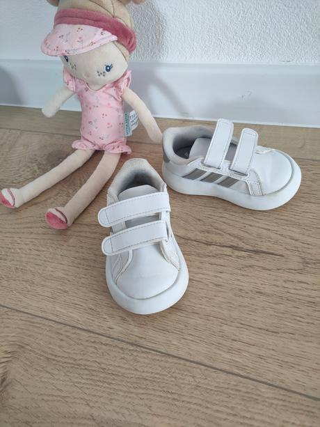 Botasky adidas pre bábätko, veľ. 20, adidas,20