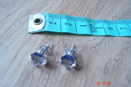 Modre kocky nausnicky, 