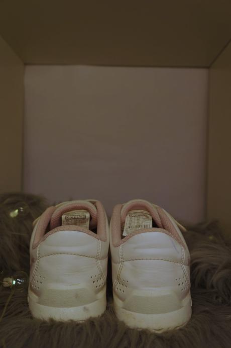 Tenisky, nosené na telesnú výchovu, decathlon,37