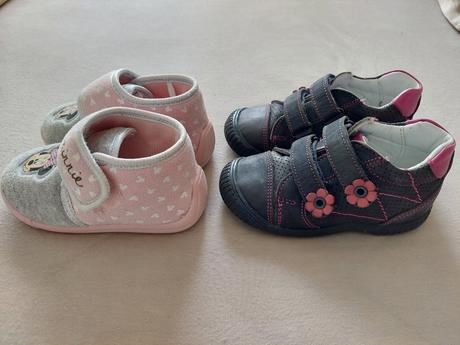 Topanky a papuče gratis, lasocki,23