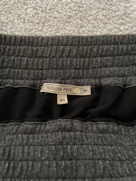 Kraťasy patrizia pepe, 40