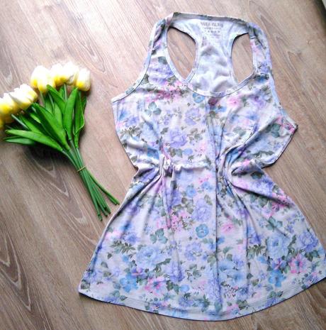 Tielko, river island,m