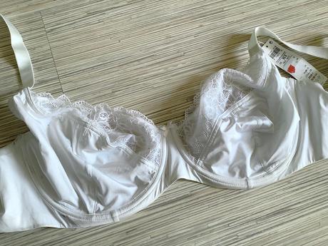 Podprsenka, lindex,95e