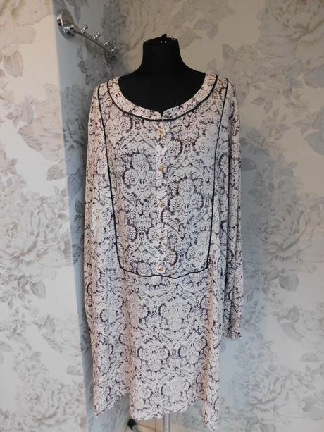 Kvalitna lahučka bluzka/tunika, 50