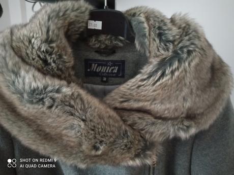 Kabát z kožušinkou, 38