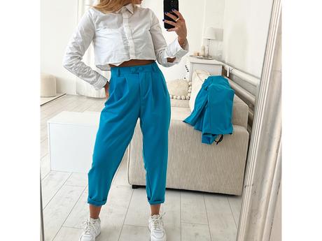 Elegantný tyrkysový komplet uni,