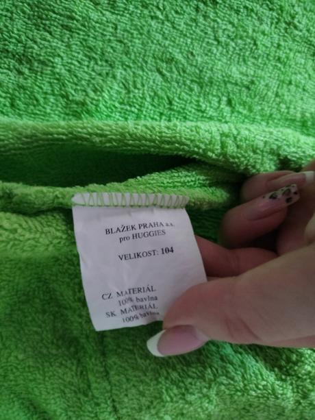 Huggies zelený župan, 104