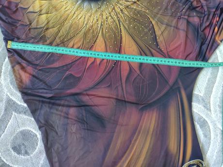 Asymetrická tunika b, m