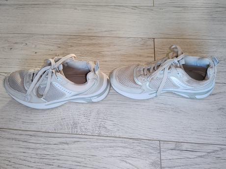 Predám tenisky bench č. 37, 37