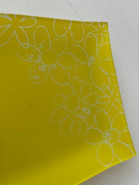 Sklenená miska / sklenený podnos žltý s kvietkami, 