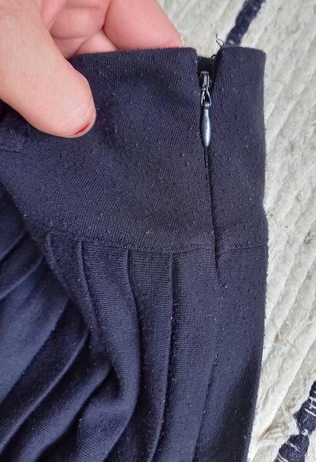 Plisovana sukna m, m