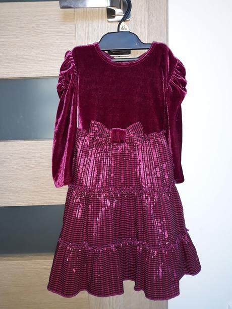 Saténove šatičky, 92