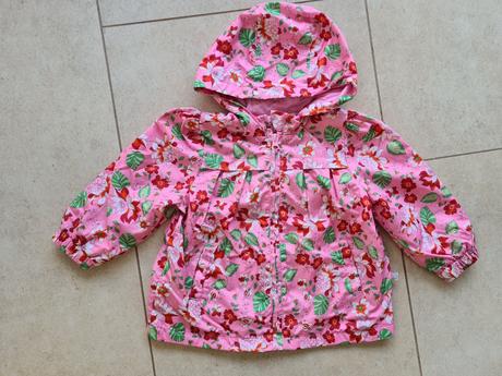 Prekrásna bundička s kvetinkami, 86