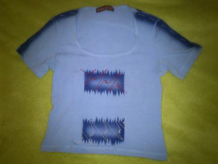 Modre kratsie tricko, s