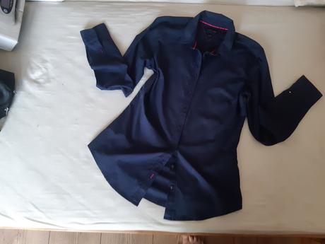 Neaktualna orig.hf .blúza 9e teraz 4,5e, tommy hilfiger,s