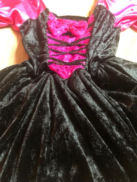 Dres kostým na karneval, 