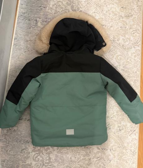 Vetrovka 116, gate,116