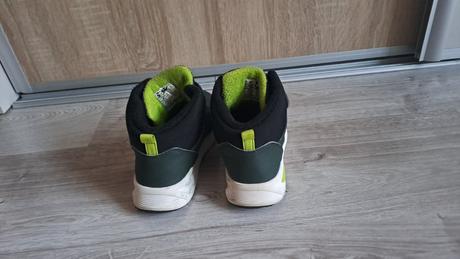 Prechodne topanky, 33