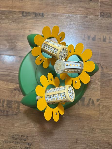 Svietidlo - lampa kvety, 