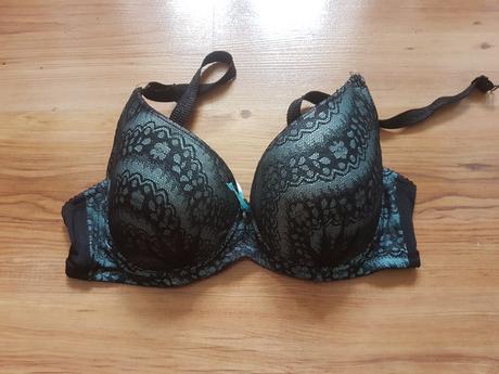 Krásna podprsenka-odopínacie ramienka, 80c