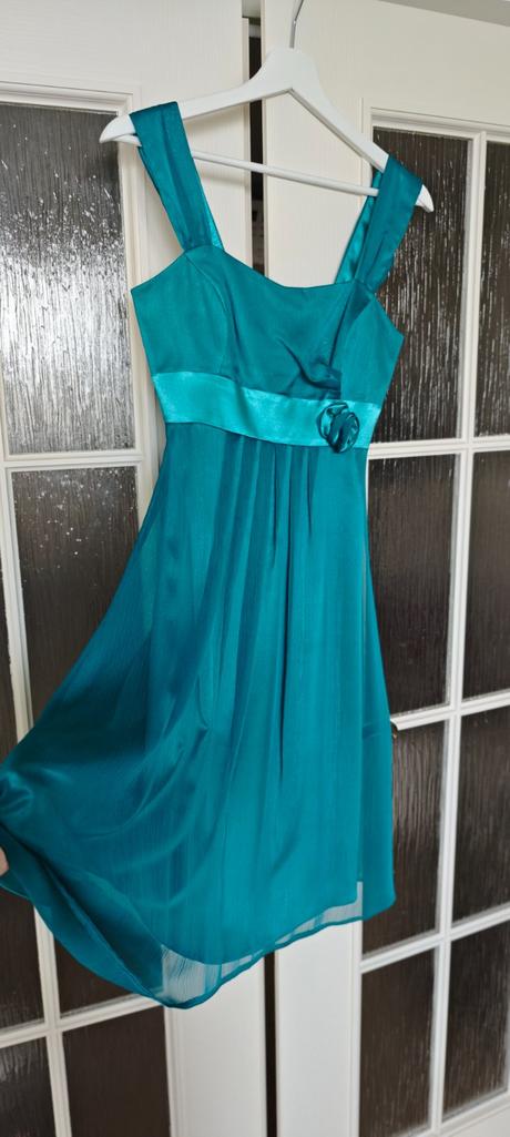 Spoločenské - koktejlové/párty šaty, 36