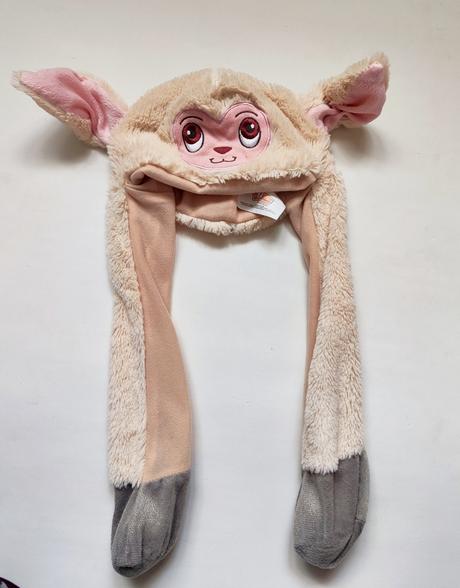 Čapica - hýbe ušami, 