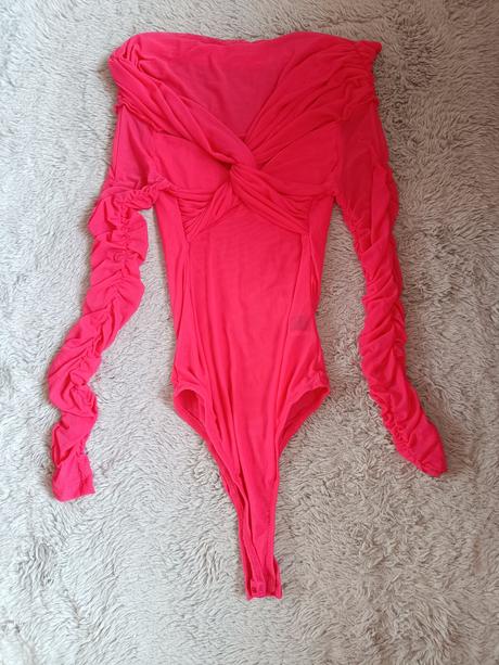 Body, xs