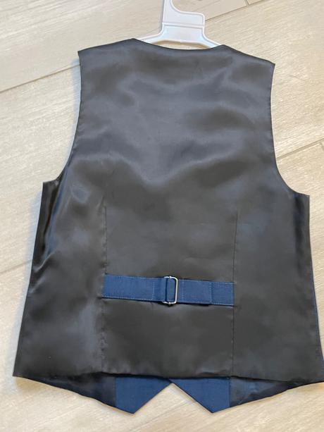 Slávnostná vesta next, next,110