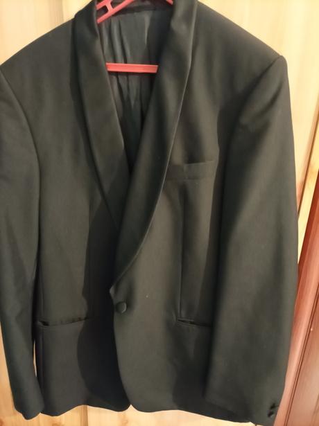 Čierne sako už aj s poštou, 52