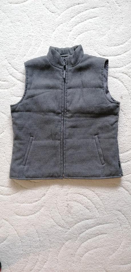 Zateplená vesta s, s
