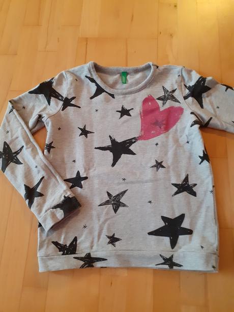 Tenšia mikina s hviezdami, benetton,128