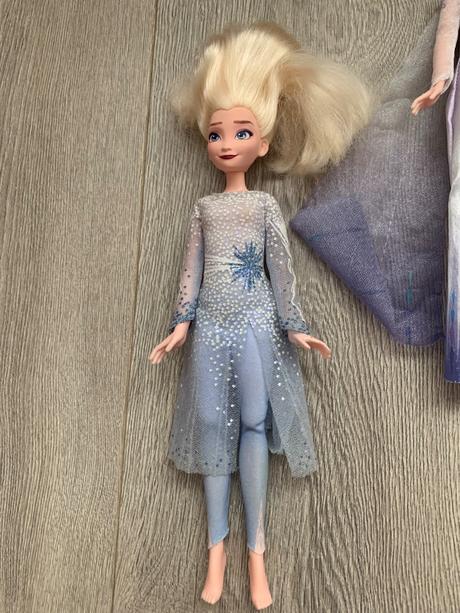 Frozen barbie, 