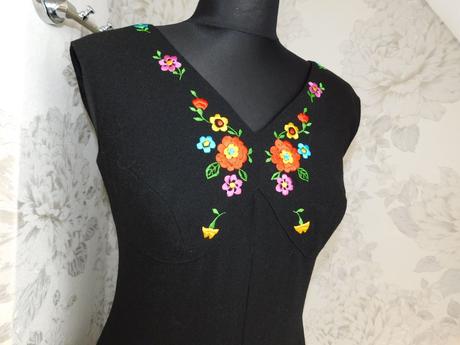 Luxusne vintage maxi šaty, 36