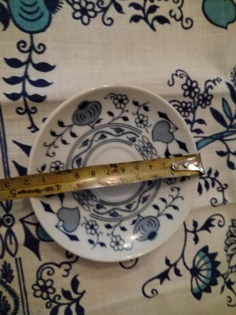 Malé tanieriky cibulak, 