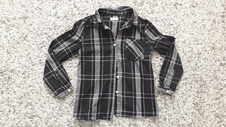 S nápisom na chrbte, pepco,128