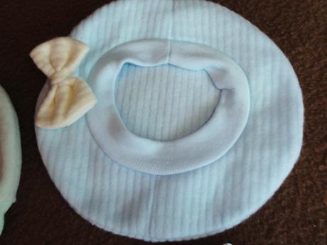 Čiapka baretka kojenecka, 80