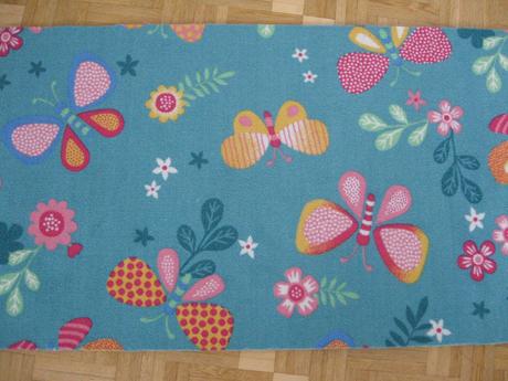 Pás koberca s motýlikmi, 