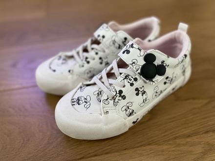 Tenisky, reserved,34