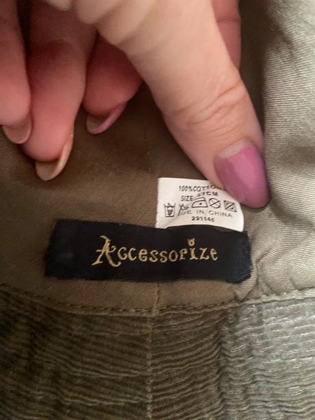 Klobúk bukket accessorize,