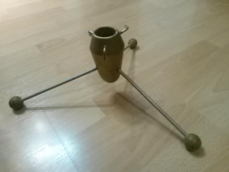 Retro stojan na vianočný stromček, 