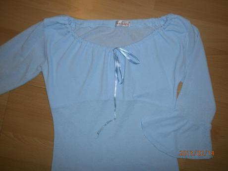 Jemna bluzka, 128