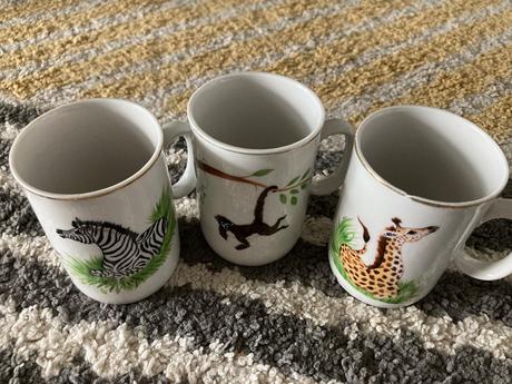 Retro hrnčeky zvieratá,