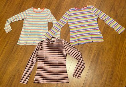 3 pruhované tričká v. 146-152 cm, 146