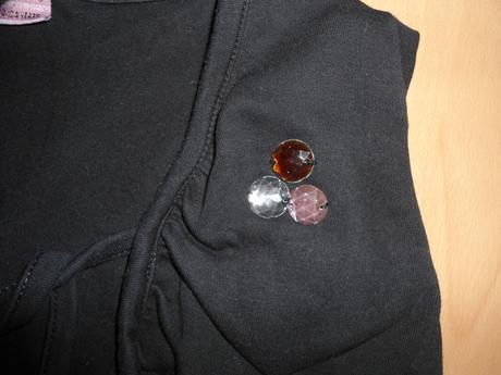 Cierne rukavy na tricko, 104