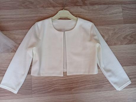 Šaty na 1. sv. prijímanie, 146