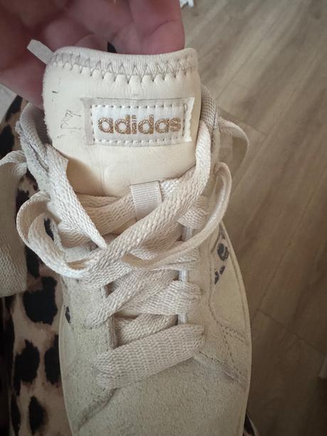Botasky, adidas,36