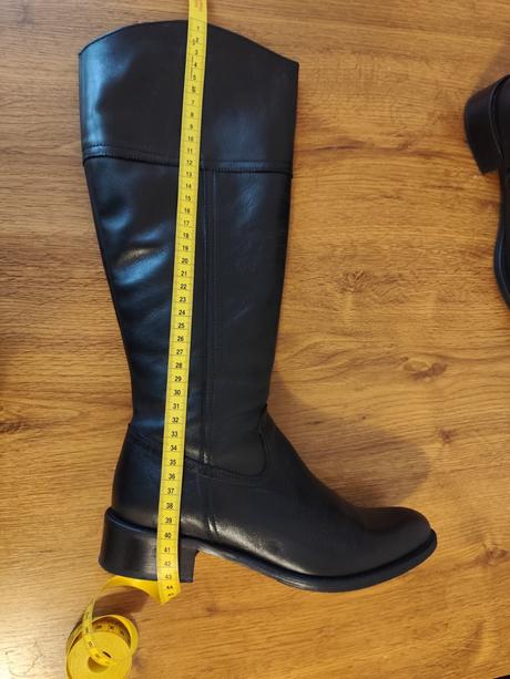 Kožené čižmy, 39
