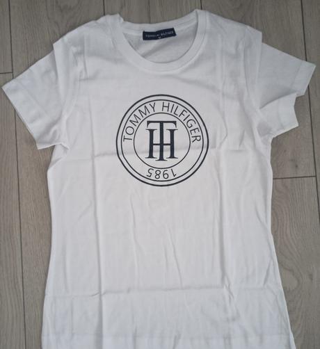 Hilfiger dámske tričko biele veľkosť m, tommy hilfiger,m
