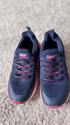 Tenisky, levis,32