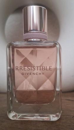 Parfém givenchy irresistible edp very floral,